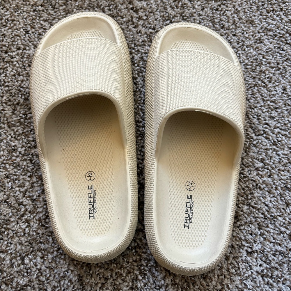 Beige Slides